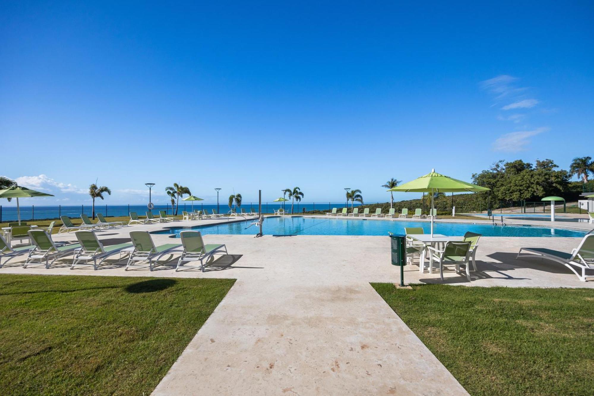 Holiday Inn Ponce & El Tropical Casino By Ihg Exterior photo