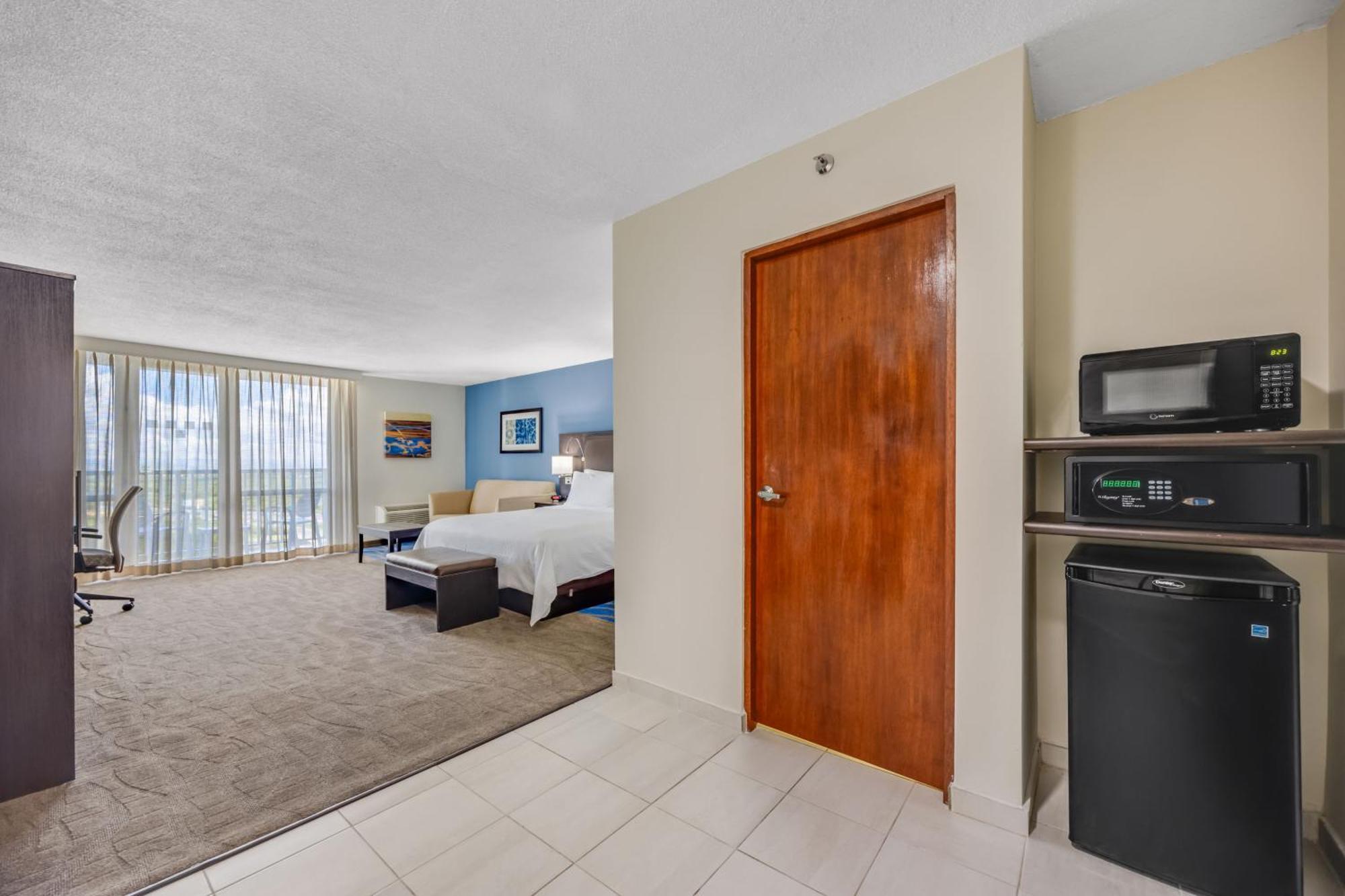 Holiday Inn Ponce & El Tropical Casino By Ihg Exterior photo