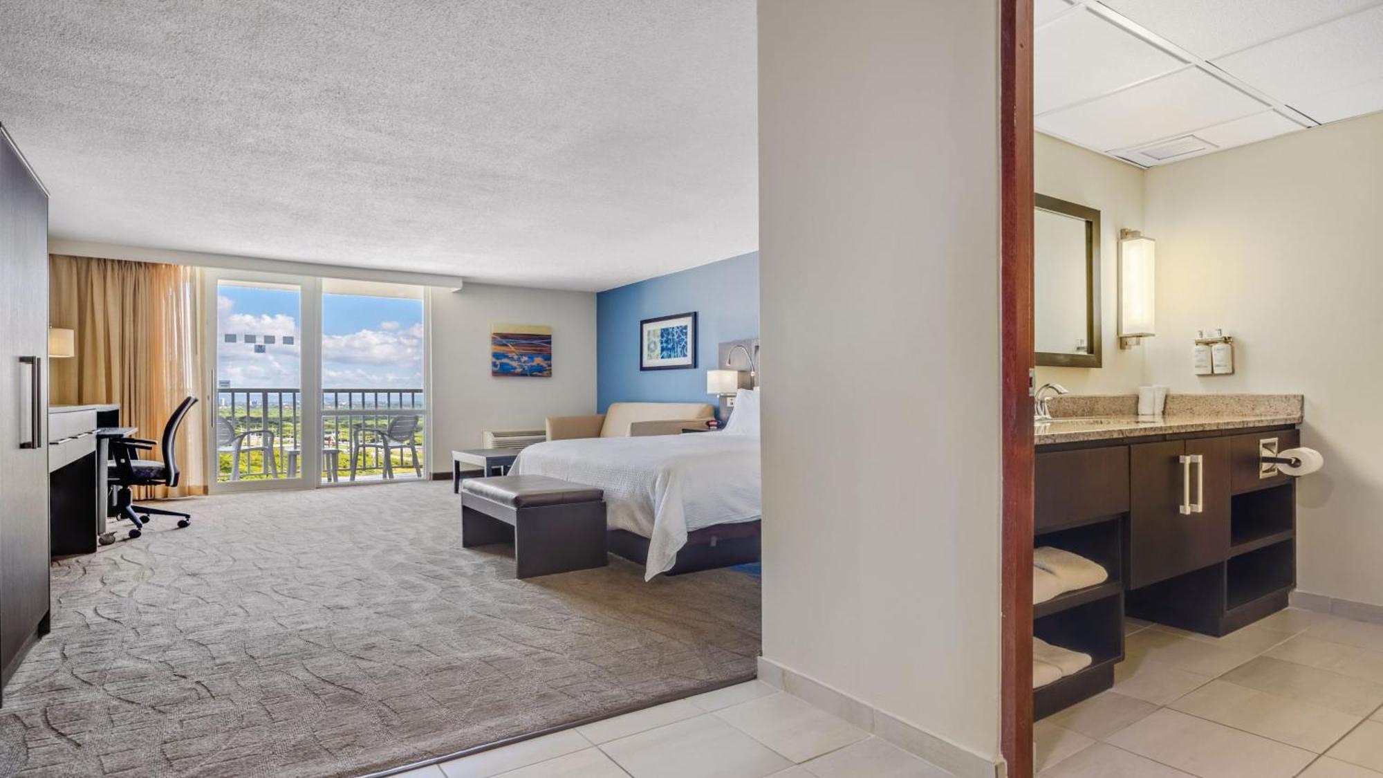 Holiday Inn Ponce & El Tropical Casino By Ihg Exterior photo